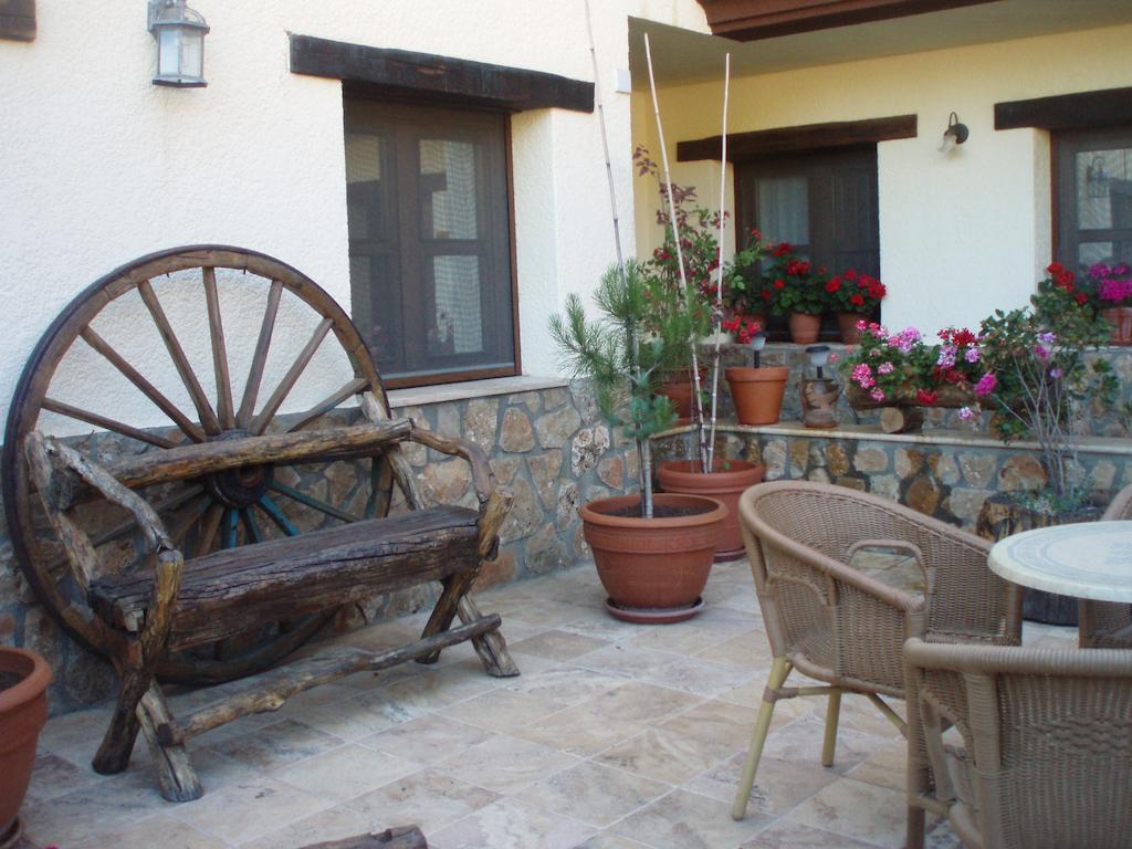 Canete  Apartamentos Rurales La Muralla II מראה חיצוני תמונה