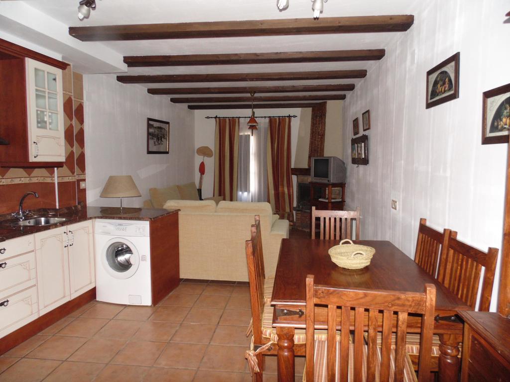 Canete  Apartamentos Rurales La Muralla II מראה חיצוני תמונה